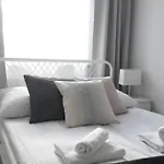 Lux Apartment Close To Medicover And Paley